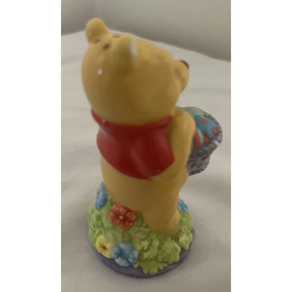 Disney Easter Winnie The Pooh‎ And Rabbit Easter Tray Salt & Pepper